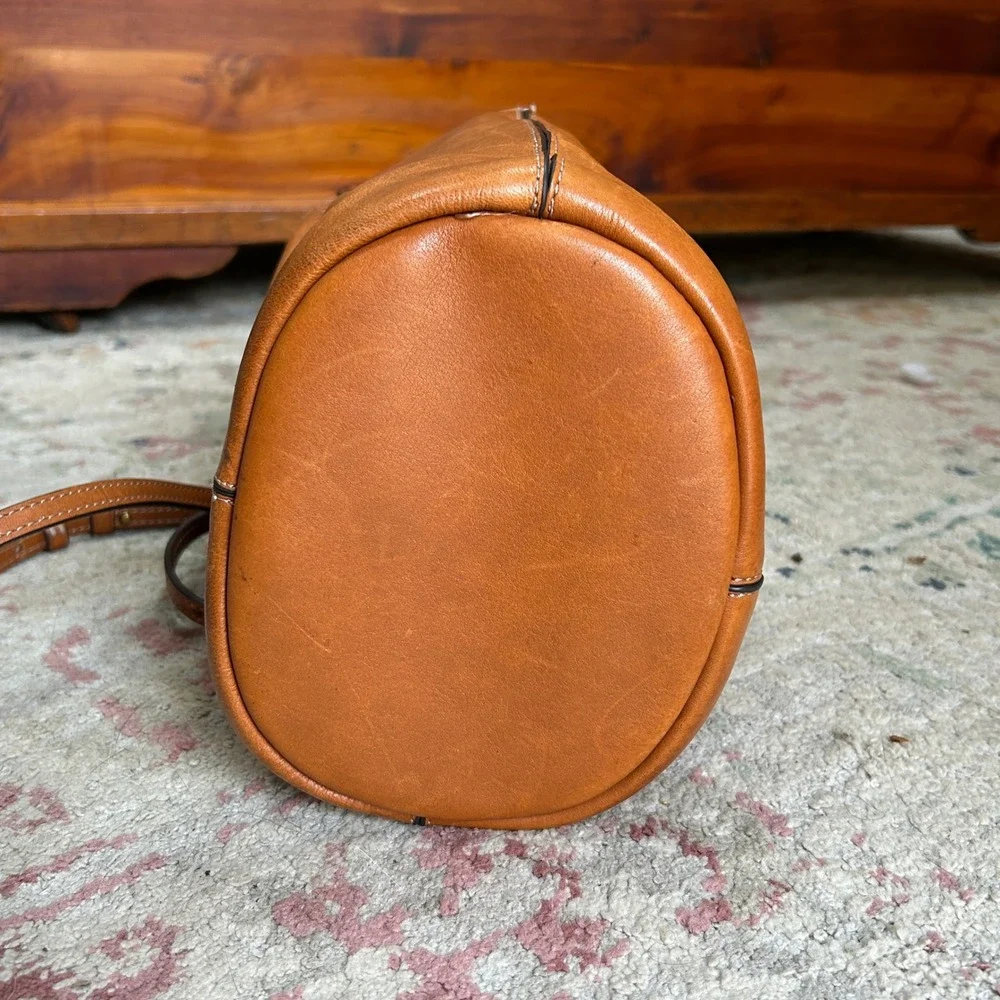 J.Crew Bucket Bag Womens Small Brown Solid Leather Ring Handle Crossbody H0515